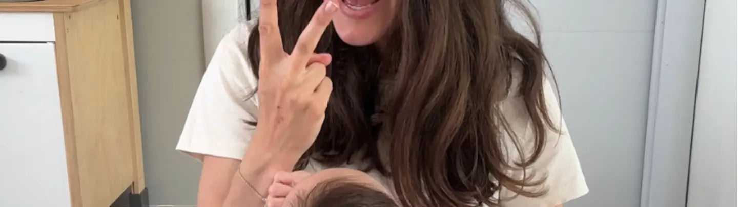 Langue des signes pour bébé : les premiers signes à connaître