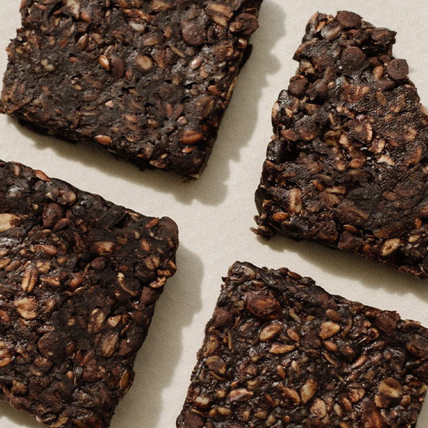 Zoom sur des snacks d’allaitement au chocolat