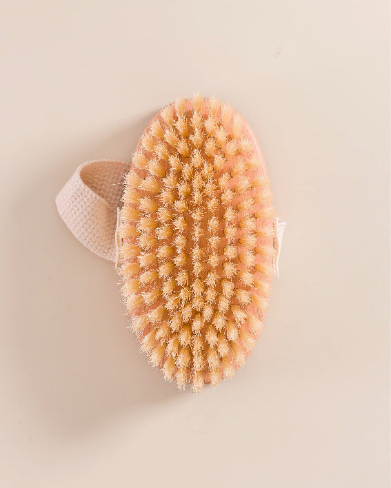 visuel du produit brosse pour le corps vue côté poils de coton naturels